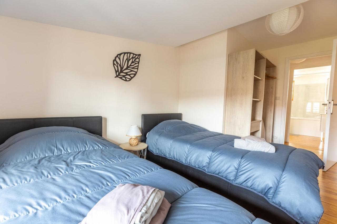 Le Double Pirou # 2 Appartements # Halte Auvergne Thiers Esterno foto