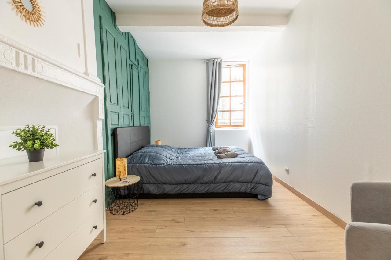 Le Double Pirou # 2 Appartements # Halte Auvergne Thiers Esterno foto