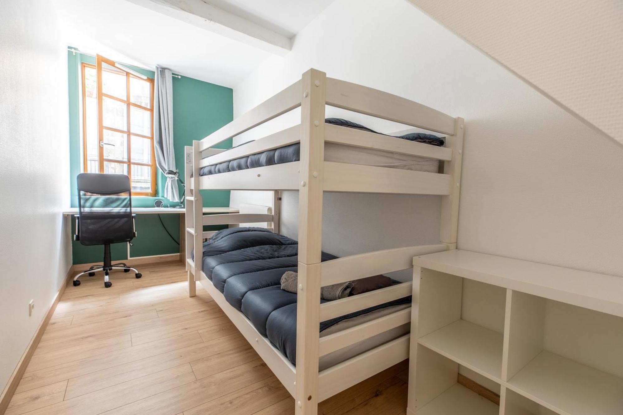 Le Double Pirou # 2 Appartements # Halte Auvergne Thiers Esterno foto